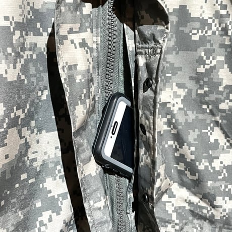 DEADSTOCK "US.ARMY ECWCS GENⅡ LEVEL6 Extrime cold wet weather GORE-TEX parka" (degital camo)