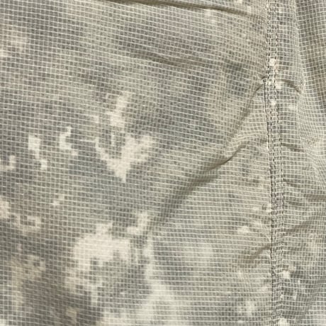 dip ltd "degital camo nylon short pants" (beige camo)unisex