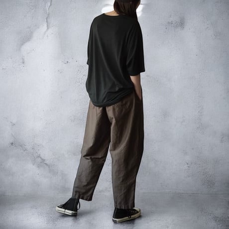 COLINA CAPERTICA "natural dyed moleskin Peg Top Easy Pants"(log wood) unisex