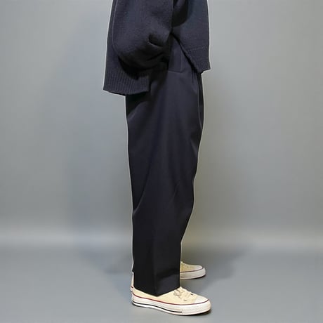 CAERULA PER LIGHTS"schola sage tuck pants"(navy)unisex