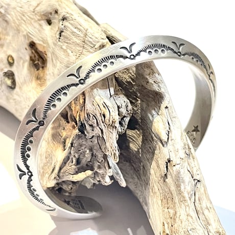 indian jewelry " Edison Sandy Smith(navajo)" triangle bangle(B)