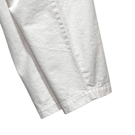 CAERULA PER LIGHTS"11oz denim wide tuck pants"(white)unisex