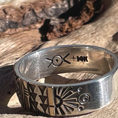 indian jewelry " Norbert Peshlsksi(navajo)" sterling silber & 14k gold band ring