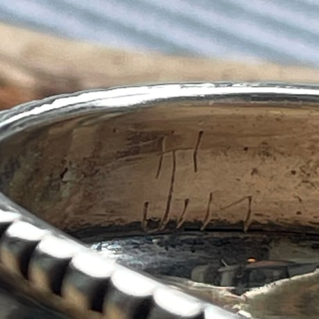 indian jewelry "Harrison Jim(navajo)" ingod repouse ring