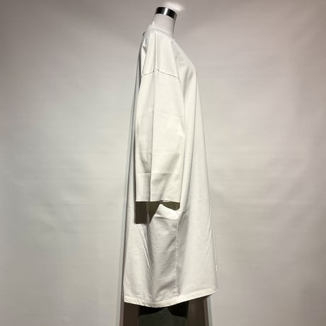 CAERULA"heavy jersey ester onepiece"(white) women's
