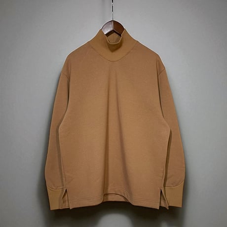 ASEEDONCLOUD"Handwerker HW turtle sweater" (camel) unisex
