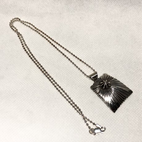 indian jewelry "Shawn Bedonie(navajo)"sunburst design top