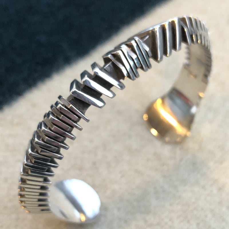 A*y様 アイゼヤ オルティス バングル 132mm アイゼヤオルティス