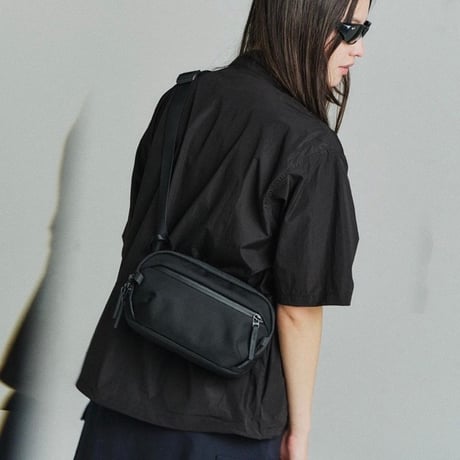Aer "Day Sling 4"(black)3.0L