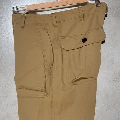 dip ltd"military type baker pants" (khaki)unisex