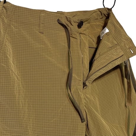 dip ltd "rip stop nylon short pants" (khaki)unisex