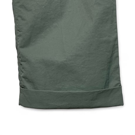 dip ltd "C/N two tuck trousers" (sage)unisex