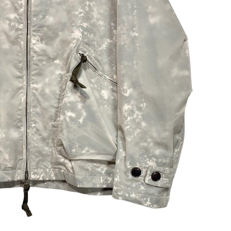 dip ltd "military type degital camo nylon blouson" (beige camo)unisex
