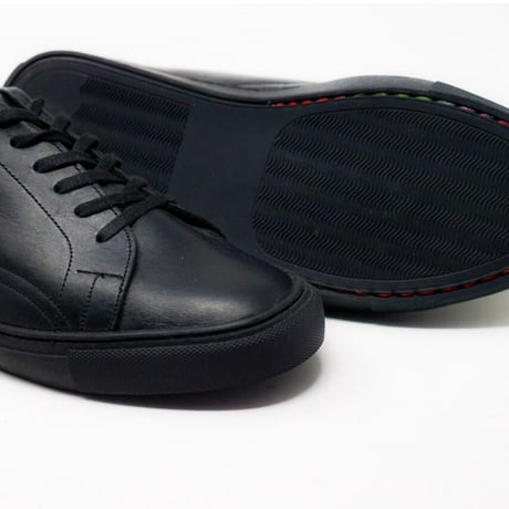 UNMARKED "alvin"(black) unisex