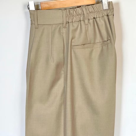 amne "GABARDINE whale's slacks" (beige) unisex