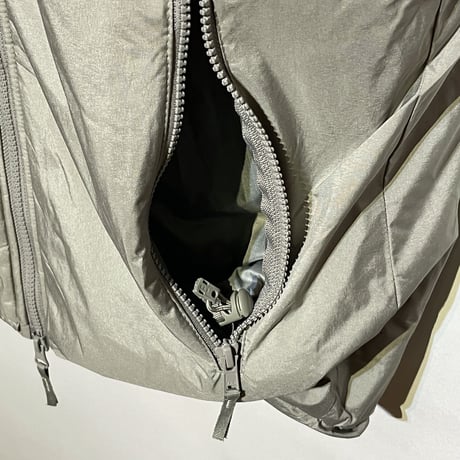 B.A.F社製 "U.S.TYPE ECWCS GEN3 Level 7 PRIMALOFT® VEST"(foliage)