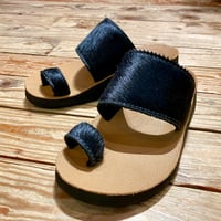 SANDALMAN "toe loop double sole" (cow hair) unisex
