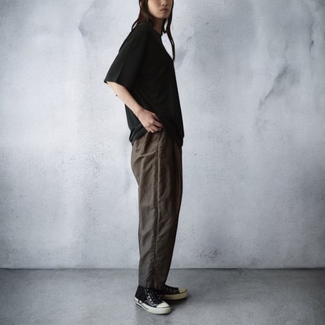 COLINA CAPERTICA "natural dyed moleskin Peg Top Easy Pants"(log wood) unisex