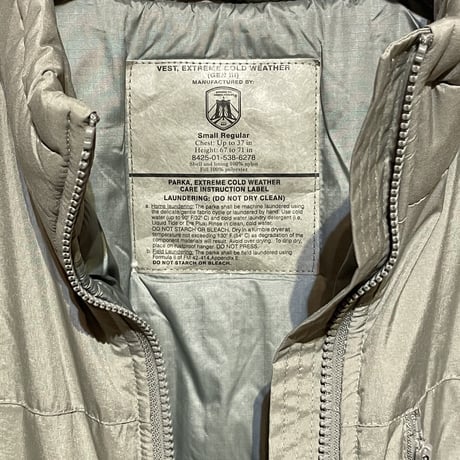 B.A.F社製 "U.S.TYPE ECWCS GEN3 Level 7 PRIMALOFT® VEST"(foliage)
