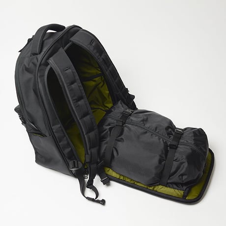 nunc ”Holiday Backpack”[20L]