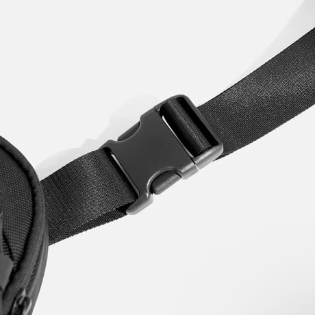 Aer "Day Sling 4 Max" (black)6.0L
