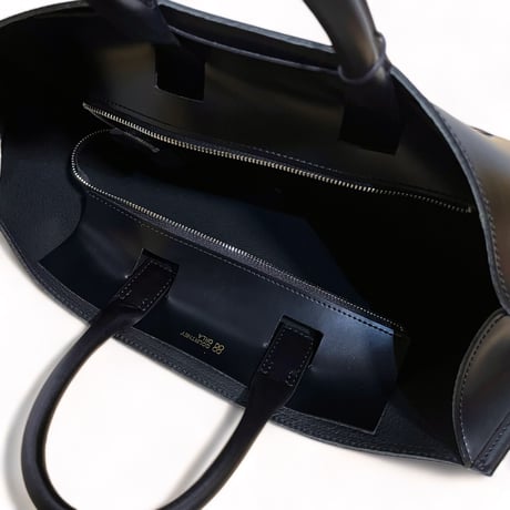 Courtney orla "slope zip wide tote S" PVC×LEATHER (black×black)