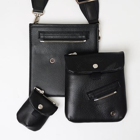 nunc ”Combine Flat Shoulder"