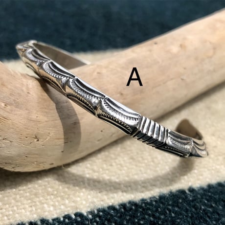indian jewelry "kevin ramone(navajo)"triange bangle