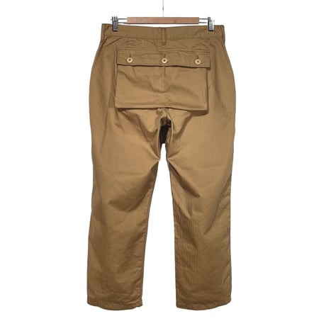 TigreBrocante"cotton herringbone back pocket cargo pants“(beige)unisex