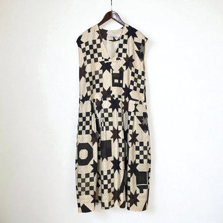 ASEEDONCLOUD"Study uniform dress map quilt print"(off white)women's