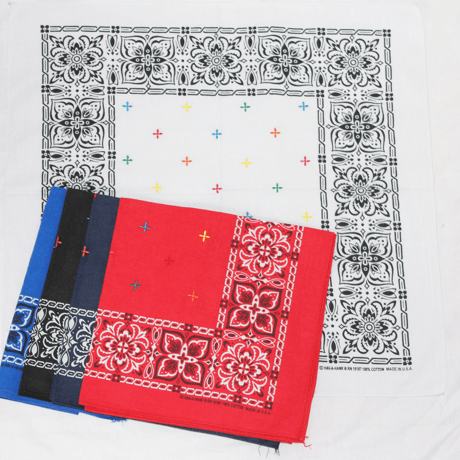 KNIFEWING "embroidery bandana"(cross color)