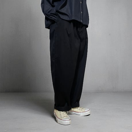 CAERULA PER LIGHTS"chino tuck pants"(black)unisex