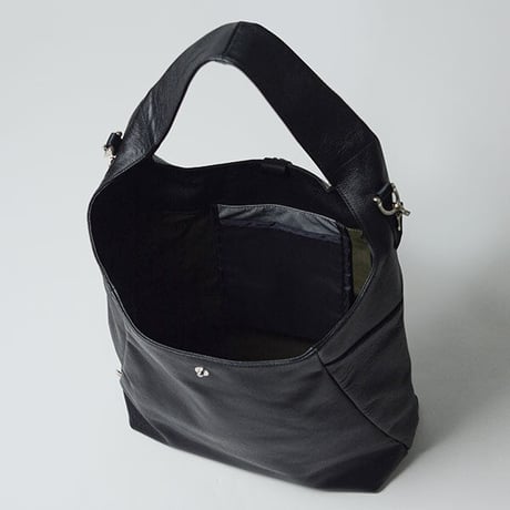 nunc ”Supermarket - Water repellent leather ”