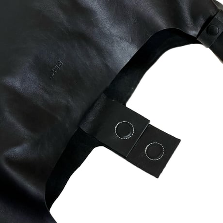 Courtney orla "seven shopper L"  (black)