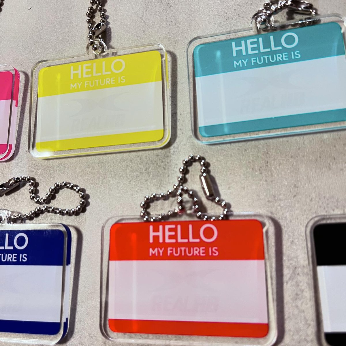 HELLO MY FUTURE IS キーホルダー | REAL HANDBALL