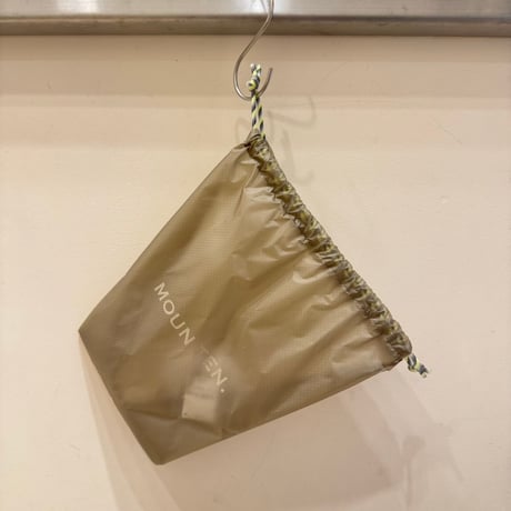 MOUN TEN. / cordura rip porch   MA80-1962  greige  one size