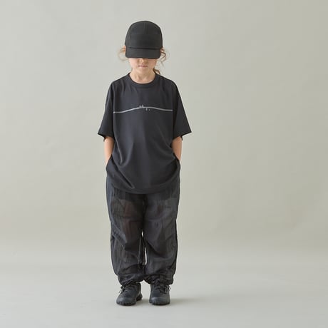 MOUN TEN. / reflect line cool T　MT83-1964　 black  125.140.0(155).1(adult)