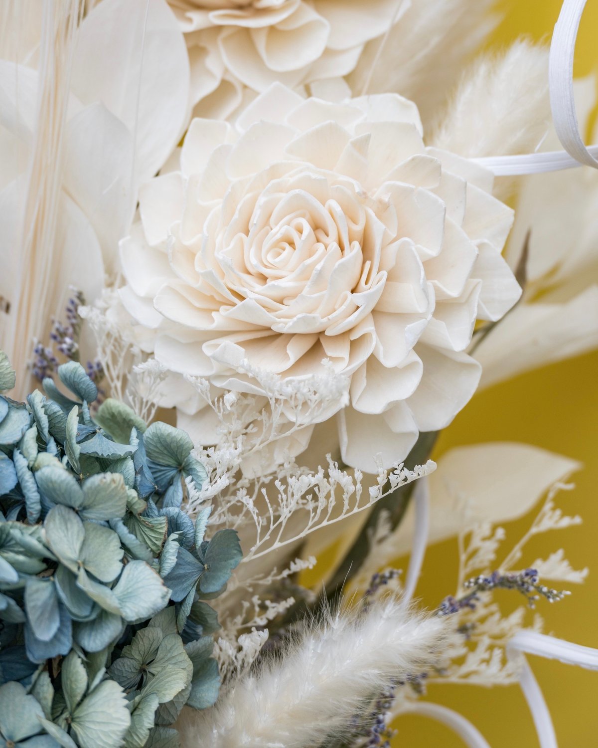 大きなダリアとナチュラルアジサイのドライフラワー花瓶花束 | ドライ