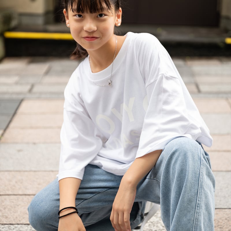 BONBOM グラフィック オーバーサイズ Tシャツ BONBOM - プリントTシャツ - BLACK | ADDICT WEB SHOP