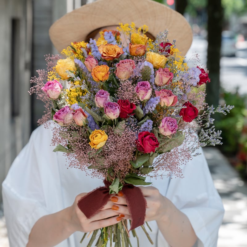 プロポーズにおすすめ🌹カラフルバラいっぱいのドライフラワー花束