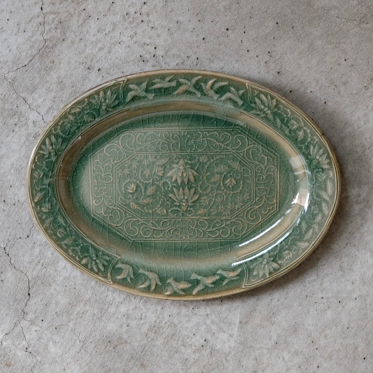 石木文　オランダ花皿　rabbit オーバル　皿　新品未使用 昭和レトロ 飾り皿 ラビットブランド タイのレトロホーロー 花柄