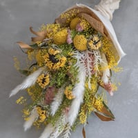 ホワイトベージュな大きめドライフラワースワッグ | ドライフラワーと