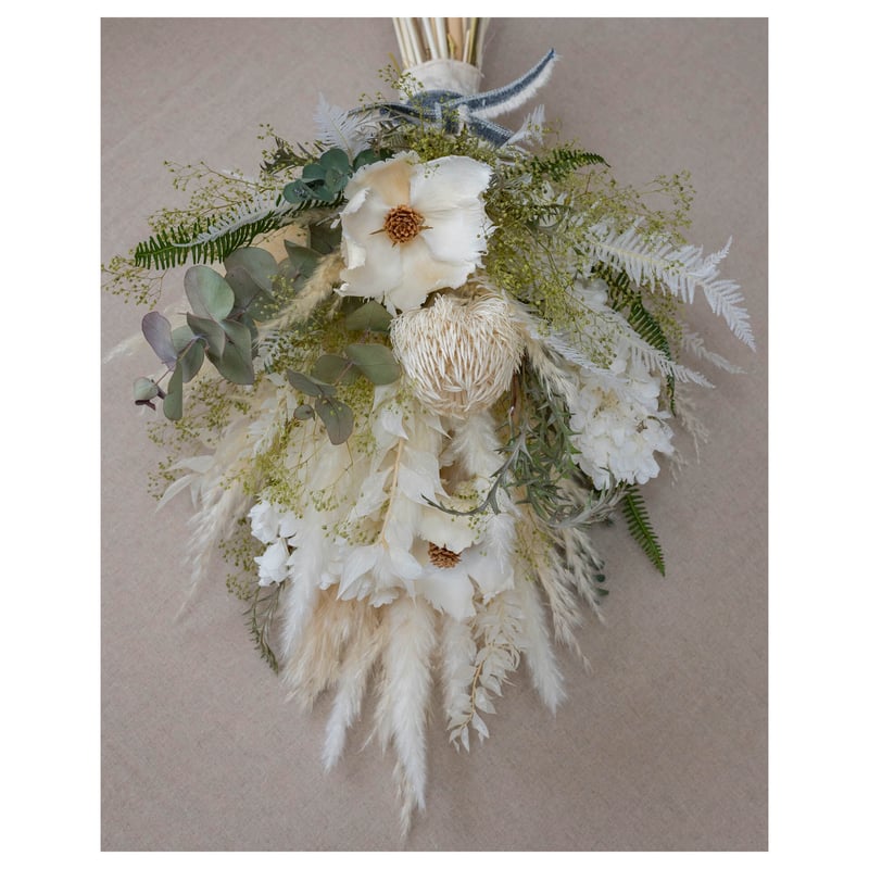 お悔やみに】ホワイトグリーン系ロングサイズのドライフラワー花瓶花束