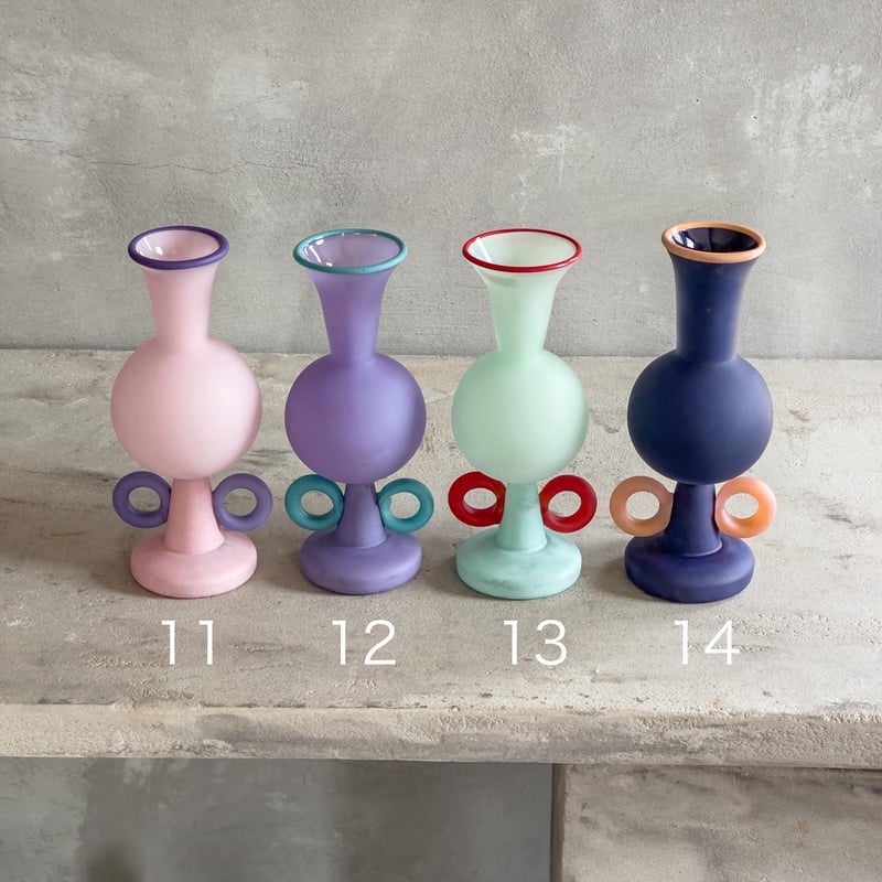 【KAITO】宙吹硝子「壱谷 旭 作」鶴首花器(共箱) KAITO】宙吹硝子「壱谷 旭 作」鶴首花器(共箱) KAITO】宙吹硝子「