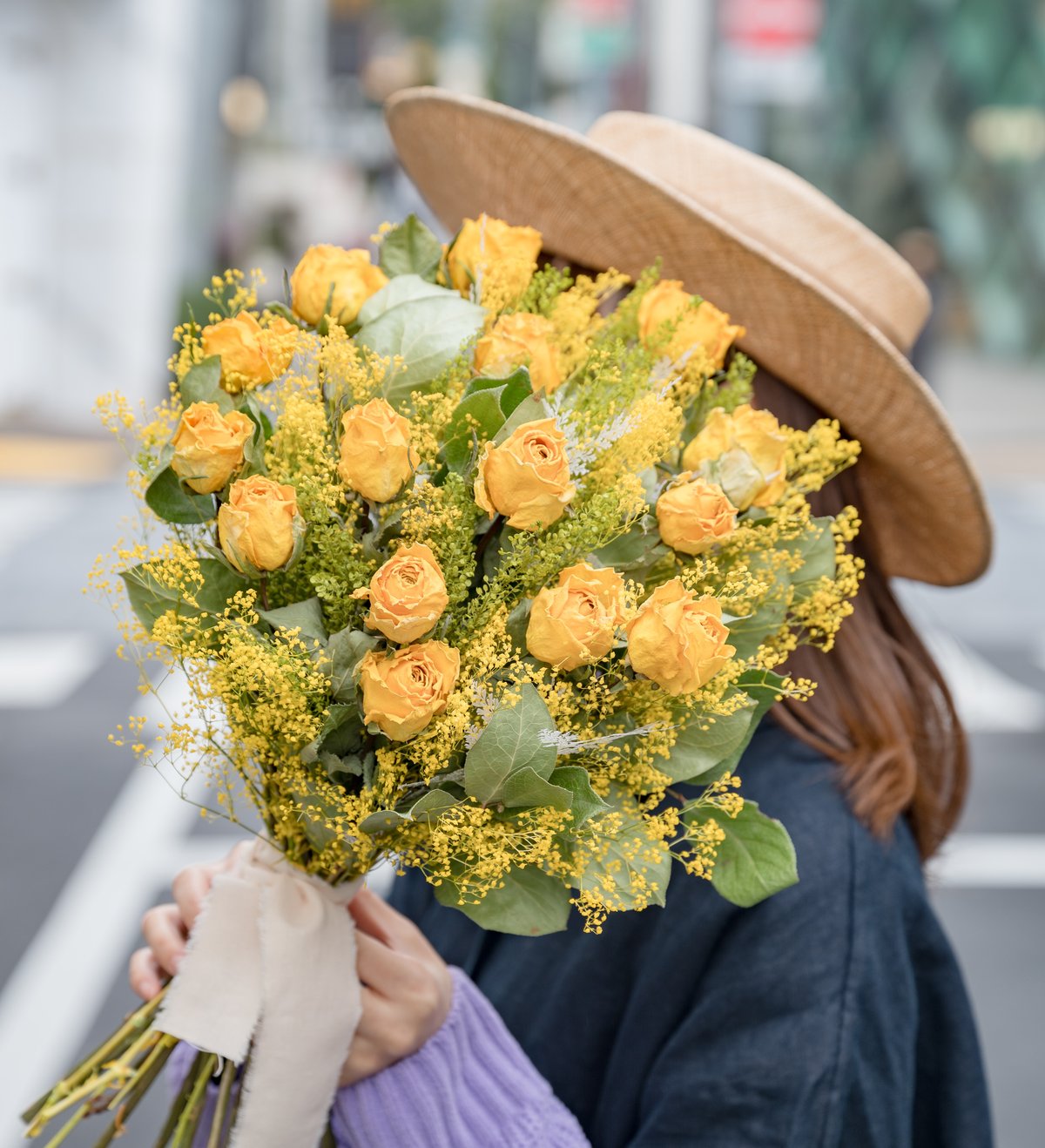 バラいっぱいのドライフラワー花束（ウェディング・結婚式・記念日など