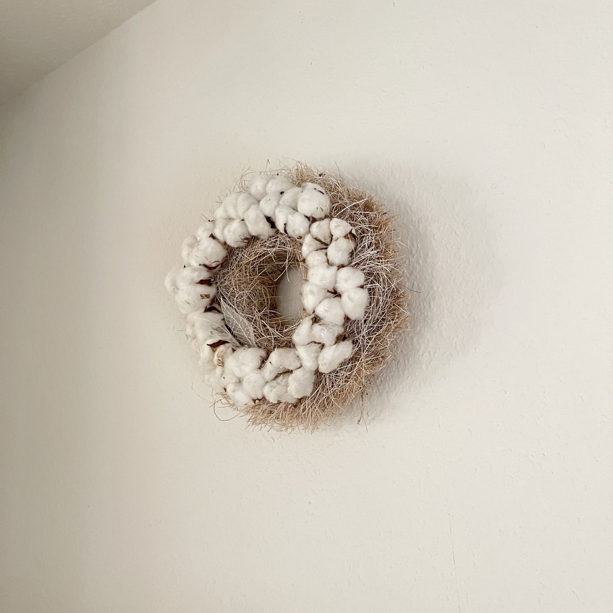 コットンフラワーのふわふわケーキリース 送料無料【クリスマス2024】ブラウン コットンフラワーの