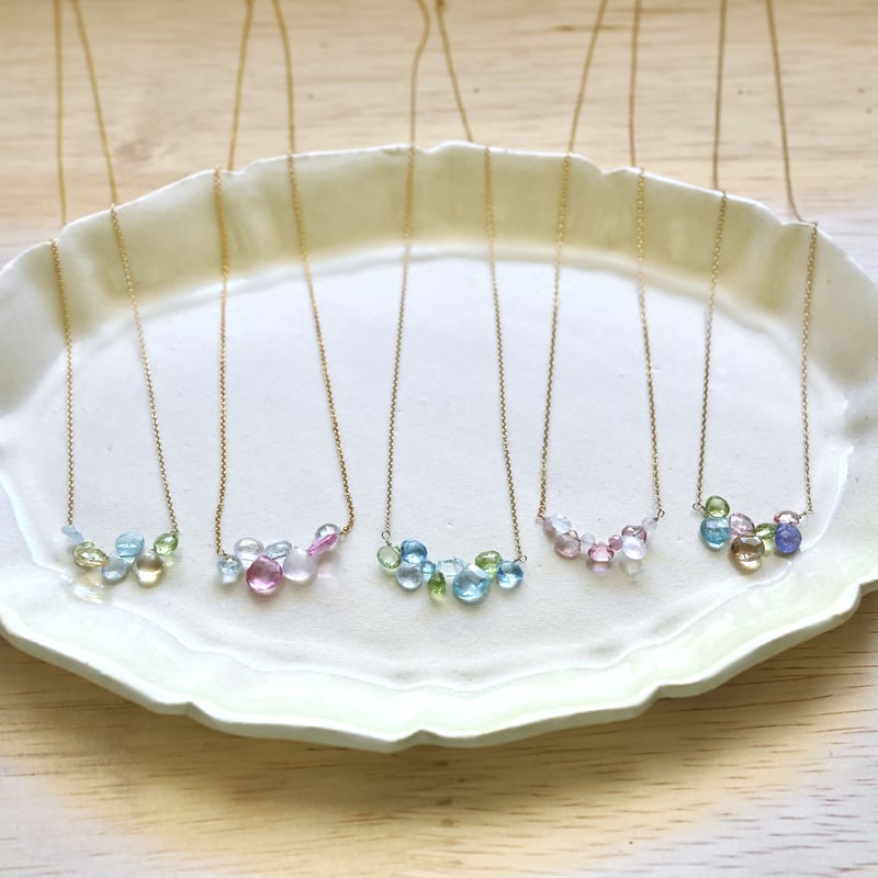 1点もの マロンカットストーンの連なるネックレス/Yahya