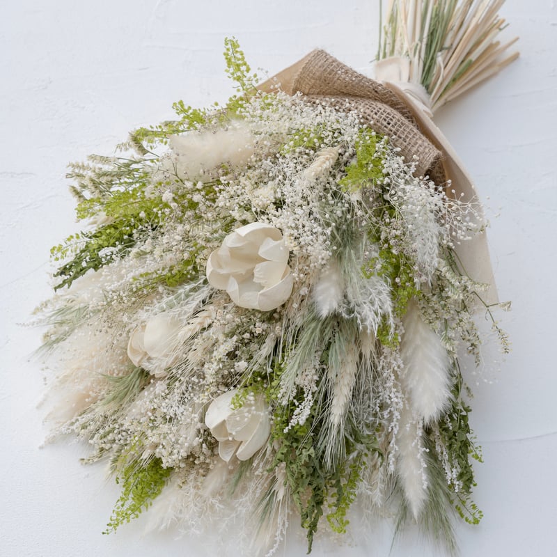 爽やかなホワイトグリーン系ドライフラワースワッグ | ドライフラワー