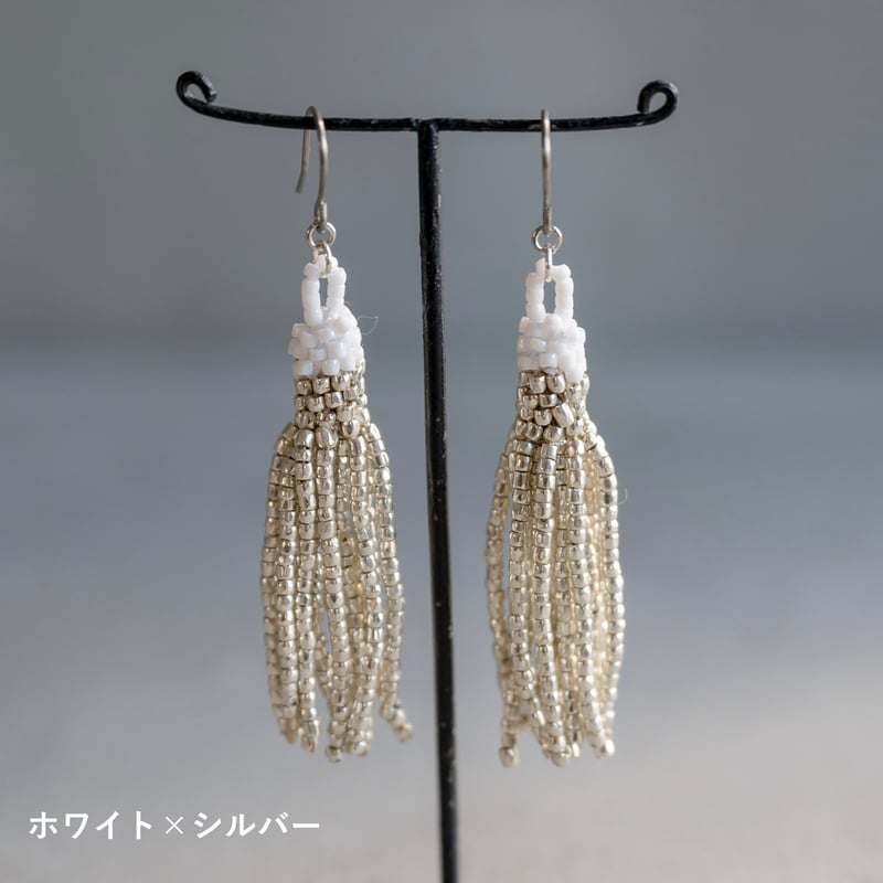 フリンジビーズピアス【ai】※一点もの | ドライフラワーと