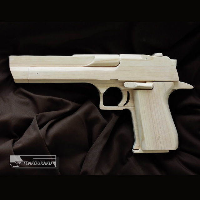 輪ゴム銃　ホワイト ブローバックする輪ゴム銃（排莢機能付）製作解説書・HK4タイプ